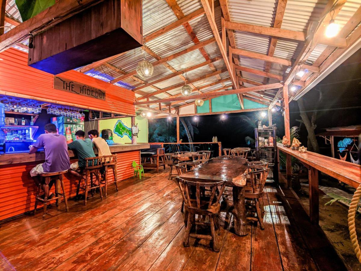 Las Palmeras Oceanview Hotel And Dive Center Little Corn Island Exterior foto