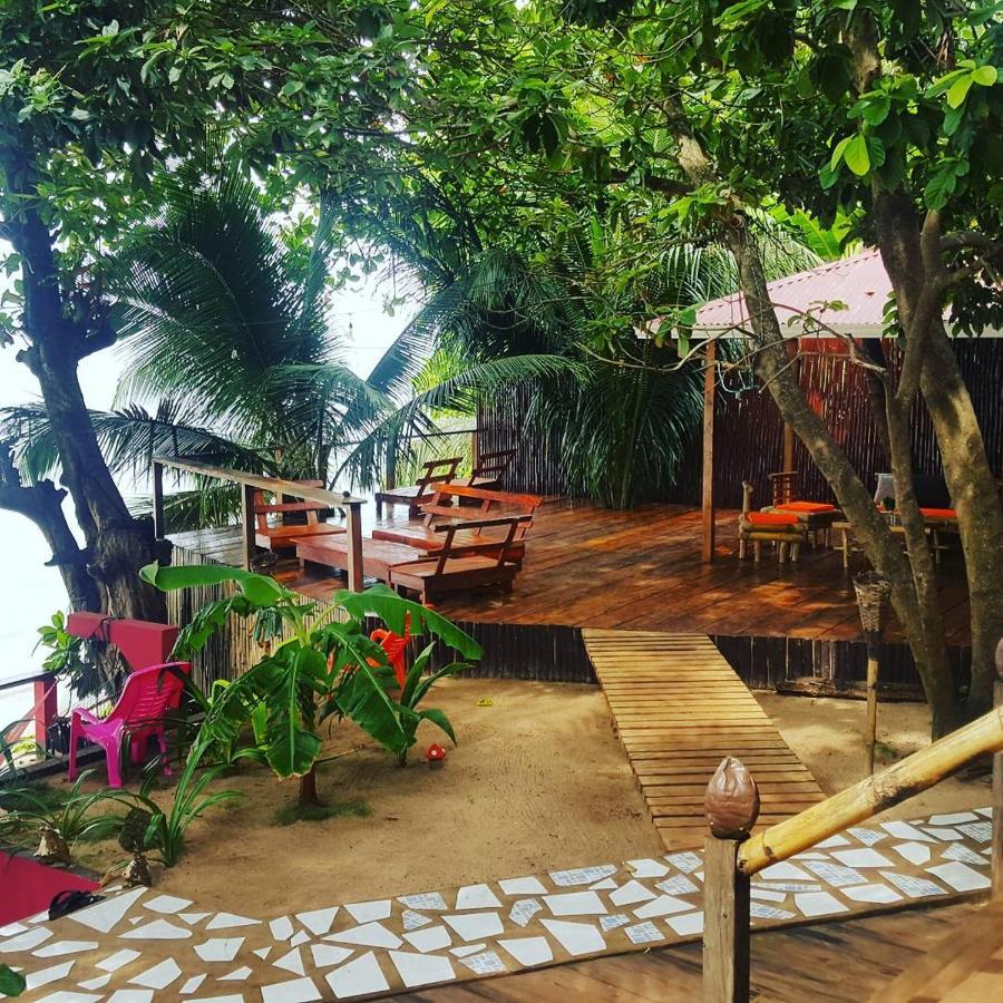 Las Palmeras Oceanview Hotel And Dive Center Little Corn Island Exterior foto